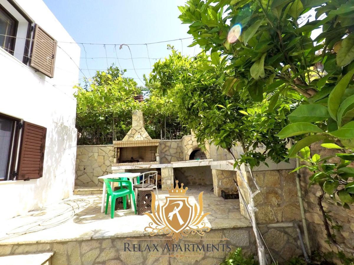 Paradise Palm Beach Apartment In Саранда Экстерьер фото