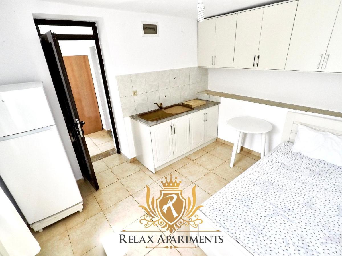 Paradise Palm Beach Apartment In Саранда Экстерьер фото